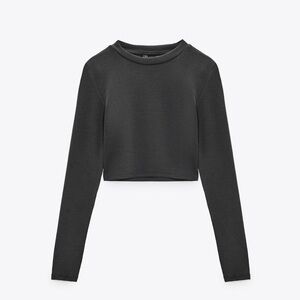 Black Long Sleeve Crop Top